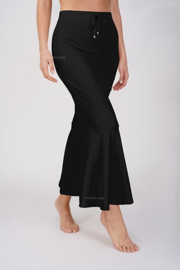 1.3 Black - Frill Bottom Shapewear