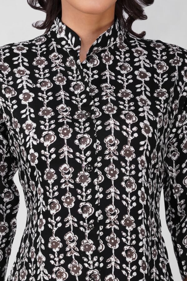 1.4 Black - Kurti With Collar P7