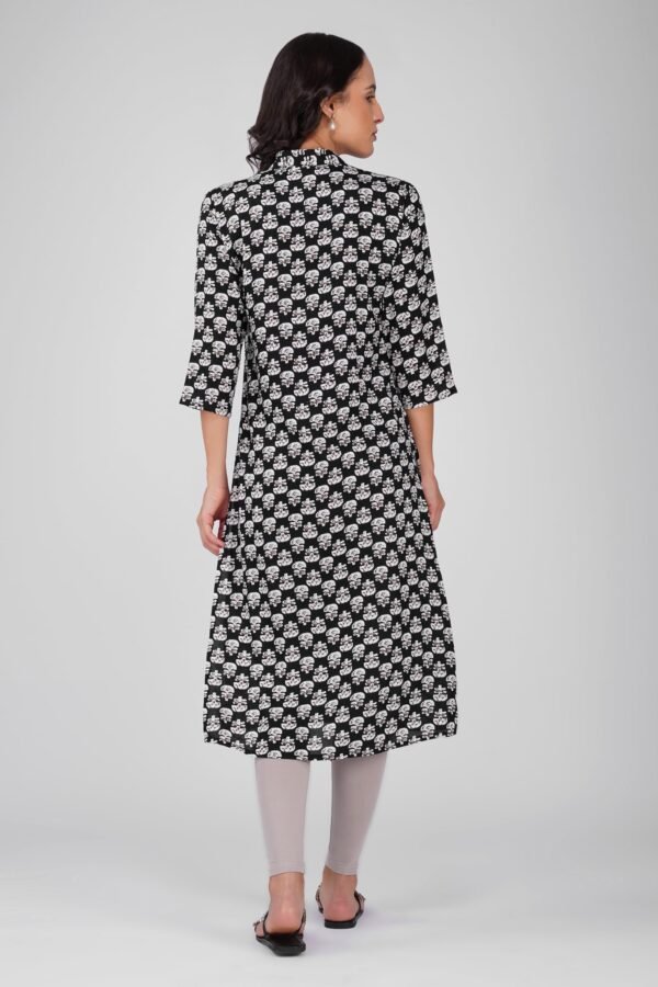 1.5 Black - Kurti With Collar P6