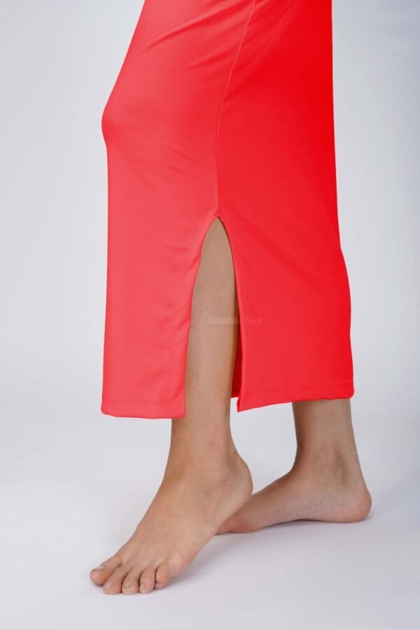 15.6 Red - Straight Shapewear With Drawstring