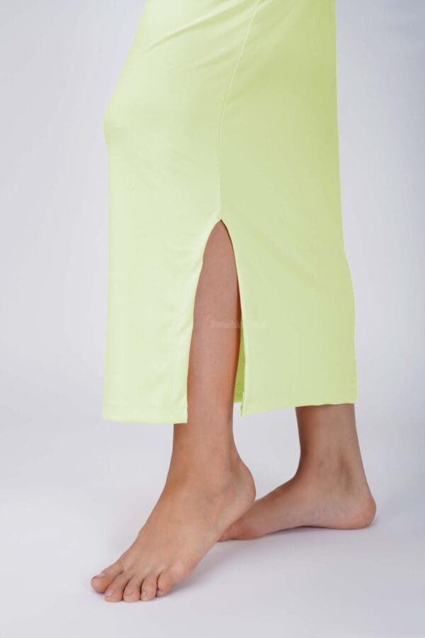20.6 Mintgreen - Straight Shapewear With Drawstring