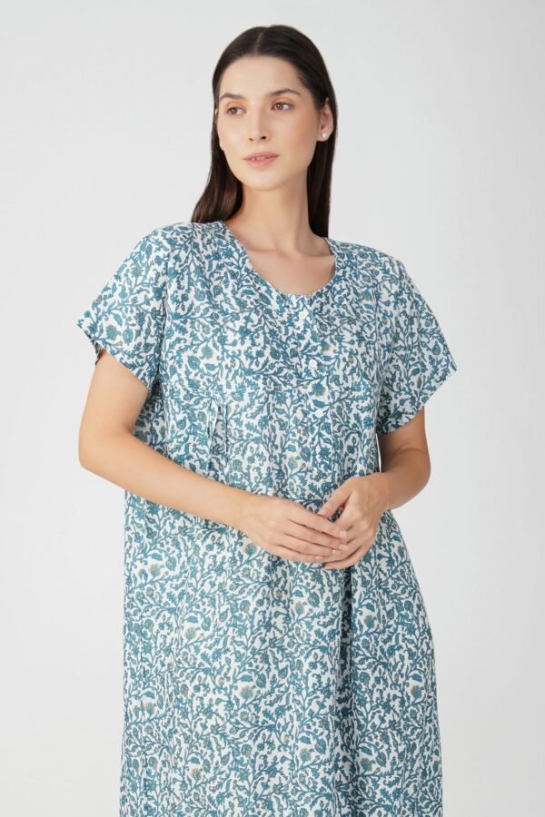 3.3 Blue - Button Closure Nighty D1