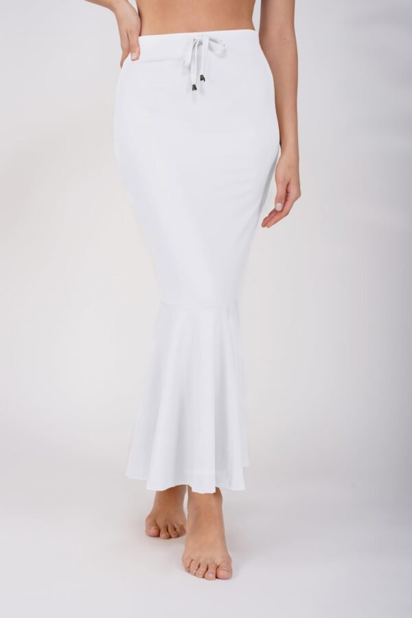 4.5 White - Frill Bottom Shapewear
