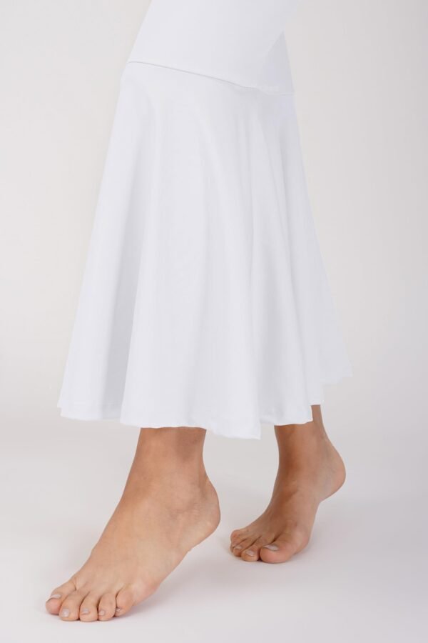 4.6 White - Frill Bottom Shapewear