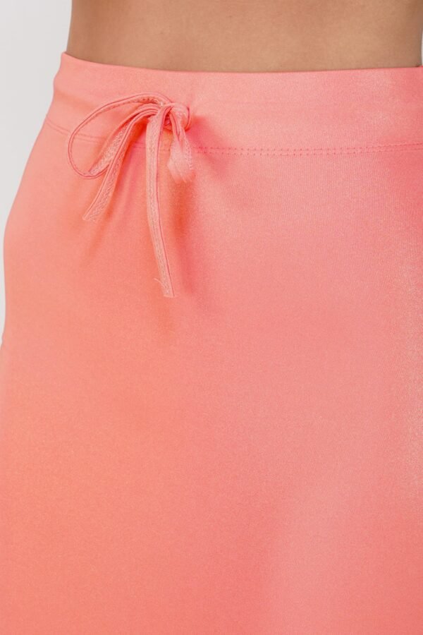 5.2 Peachy Pink - Shimmer Fish Shapewear