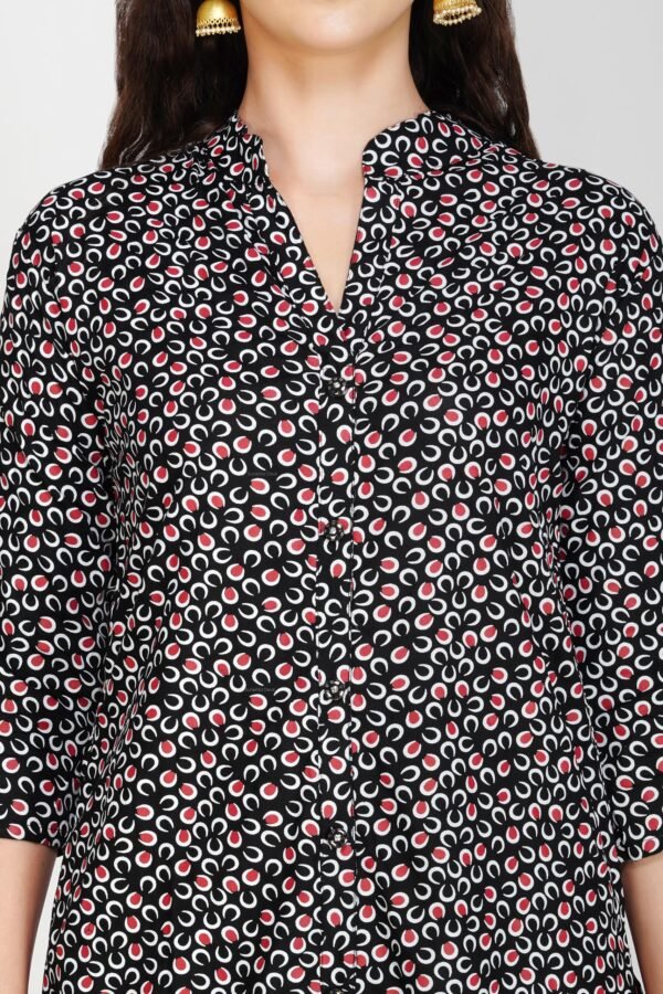 6.5 Black - Kurti With Collar P2