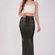 7.3 Black - Shimmer Fish Shapewear