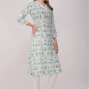4.2 Green - Kurti With V Neck P1D1