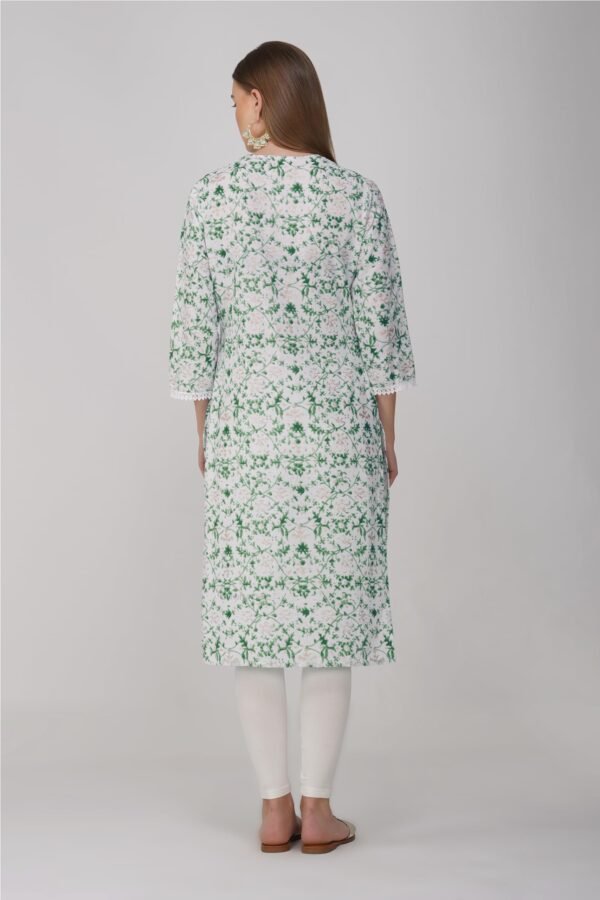 4.4 Green - Kurti With V Neck P1D1